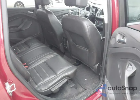 2017 Ford Escape Titanium z USA, uszkodzony, nr VIN 1FMCU9J93HUB14125